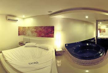 Dom Suites Motel (Adults Only) Salvador Bagian luar foto